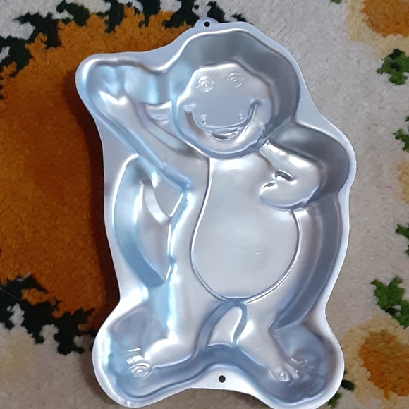 1993 Barney cake pan - Picture 3 of 3